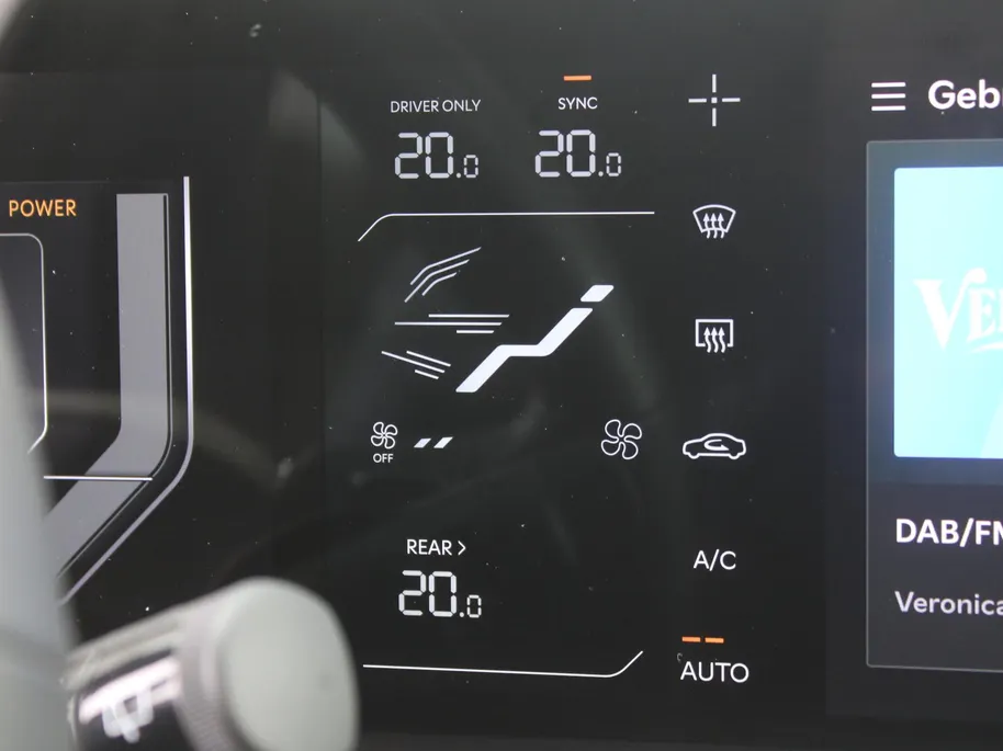 Kia EV5 GT-PlusLine 81.4 kWh | Schuifdak | Stuur-/stoelverwarming + ventilatie | Warmtepomp | 360 Camera | Geheugenstoel | Leer | HUD | LED | 19' LM |