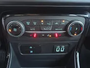 Ford EcoSport 1.0 EcoBoost ST-Line | Two-Tone | Winter Pack | Climate Control | Parkeersensoren | Apple CarPlay / Android Auto |