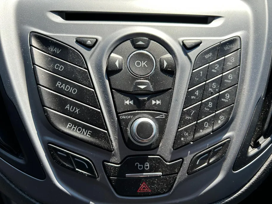 Ford B-MAX 1.0 EcoBoost Style | Super Praktisch! | Navigatie | Parkeersensoren | Climate Control | NU Rijklaarprijs! Incl. 12 maanden garantie, APK, Onderhoudsbeurt etc. Premiumpakket gratis! |