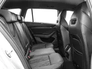 Škoda Octavia Combi 1.4 TSI RS iV PHEV 245pk DSG Business · Camera · Inklap. Trekhaak · Head-Up Display · Elek. Stoelen + Geheugen & Massage · Stuur- & Stoelverwarming ·