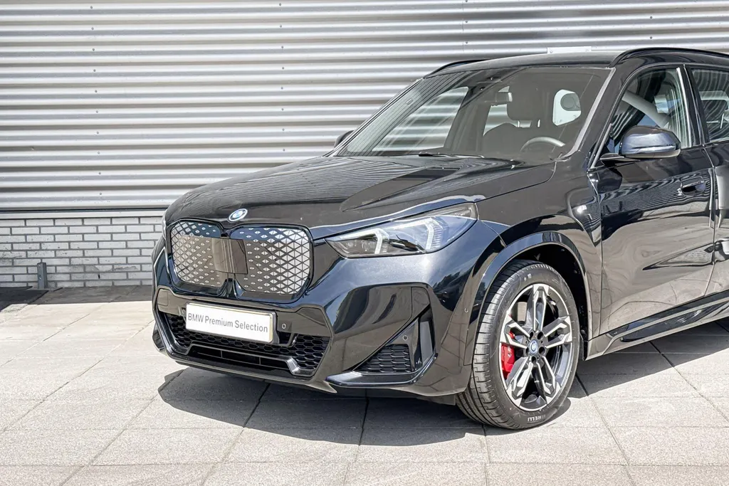 BMW iX1 eDrive20 67 kWh