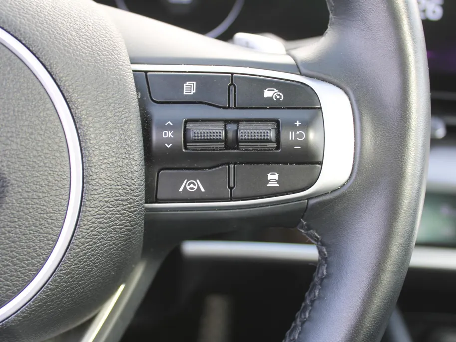 Kia Sportage 1.6 T-GDi Hybrid GT-Line | Stuur-/stoelverwarming | Elek. stoelverstelling + achterklep | Schuifdak | 18' LM | Cruise adapt. | Camera |
