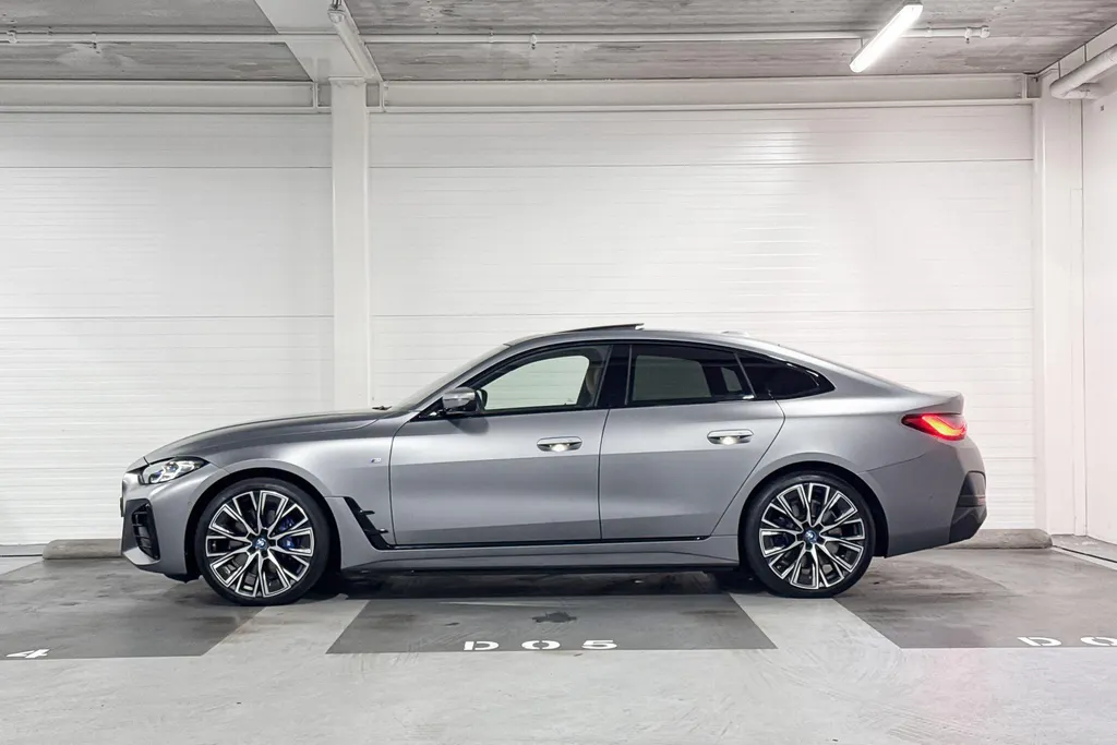 BMW i4 eDrive40 High Executive