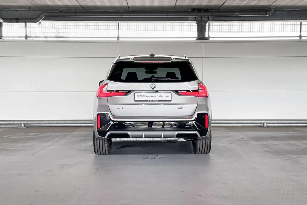 BMW X1 xDrive25e