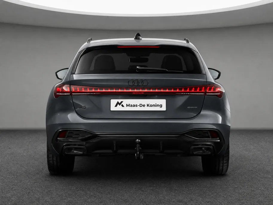 Audi A5 e-hybrid quattro S edition 299 PK · Tech plus · MMI bijrijdersdisplay · Trekhaak elek. wegklapbaar