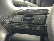 Toyota Yaris Cross 1.5 Hybrid Dynamic | Navigatie | 17'' L.M. Velgen | Adaptieve Cruise Control