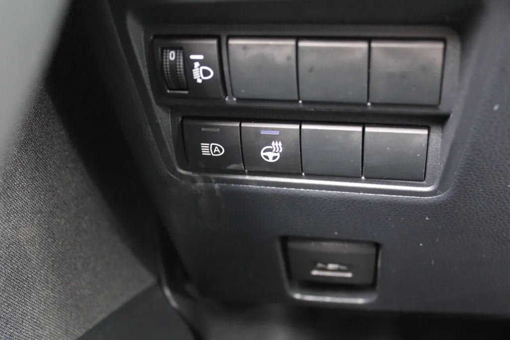 Mazda 2 Hybrid 1.5 Agile Comfort Pack | 15' LM | Airco | Cruise | PDC |