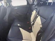 Ford Focus Wagon 1.0 Titanium |Lederen/stof bekleding| Trekhaak| bi-xenon koplampen| keyless entry| 12 maanden Bovag garantie|