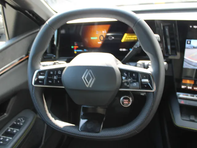 Renault Megane E-Tech comfort range iconic 60 kWh | 360 camera | Elektrische stoelen | Harman Kardon geluid | DEMO VRAAG NAAR DE BESCHIKBAARHEID!