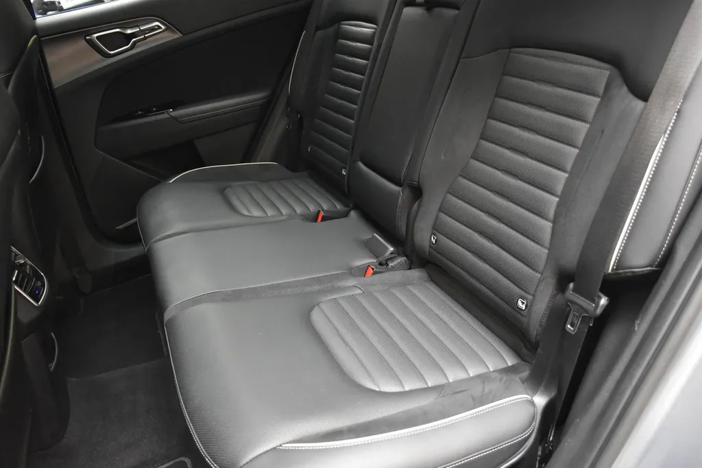 Kia Sportage 1.6 T-GDi 230pk Hybrid AT6 GT-PlusLine