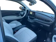 Fiat 500 La Prima by Bocelli 42 kWh SOH 96,47% | Navigatie | Stoelverwarming | WLTP 312km | Etc.
