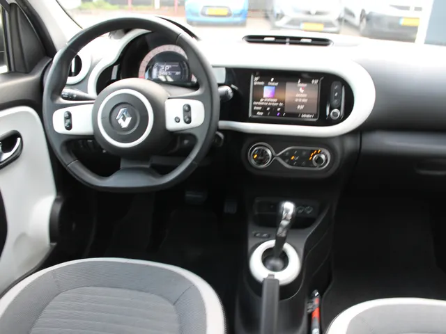 Renault Twingo Z.E. R 80 PK Collection 22 KW | Automaat | ECC | Apple/ Android connectie |