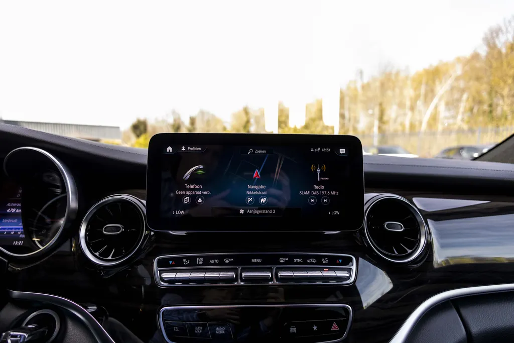 Mercedes-Benz V-Klasse 300d Lang DC Avantgarde Edition EX.BTW