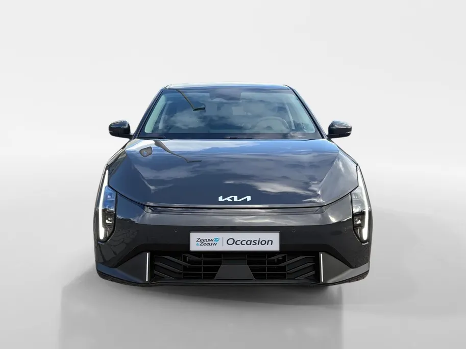 Kia EV4 Plus 81.4 kWh | Achteruitrijcamera | Stoel/stuurverwarming | Apple carplay / Android auto |
