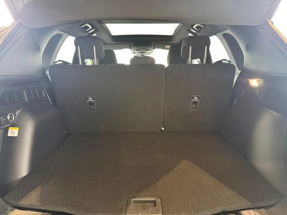 Ford Kuga 2.5 PHEV ST-Line | NL auto | Automaat | Pano dak | Elektr. trekhaak | Winter pack | Adapt. Cruise control | BLIS | 360 graden camera | Draadloos opladen mobiel | Fabrieksgarantie tot 01-2028 |