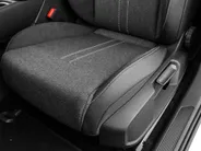 Volkswagen ID.3 Neo Style 61 kWh accu 190 PK elektr. aandrijving · Achteruitrijcamera · Draadloze telefoonlader · Zijruiten achter en achterruit getint ·
