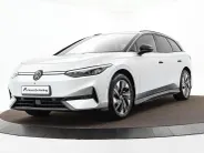 Volkswagen ID.7 Pro Limited Edition 77 kWh accu 286 pk · Trekhaak inklapbaar, met elektrische ontgrendeling · Voorraad OUTLET · Prijs is inclusief inruilpremie ·