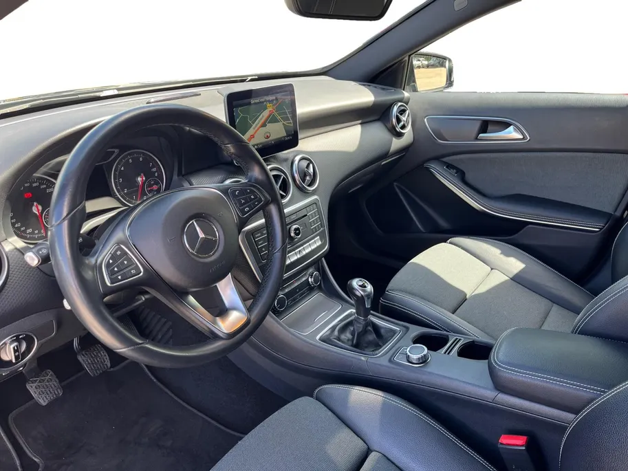 Mercedes-Benz A-Klasse 160 Ambition | Navigatie | Cruise Control | Climate Control