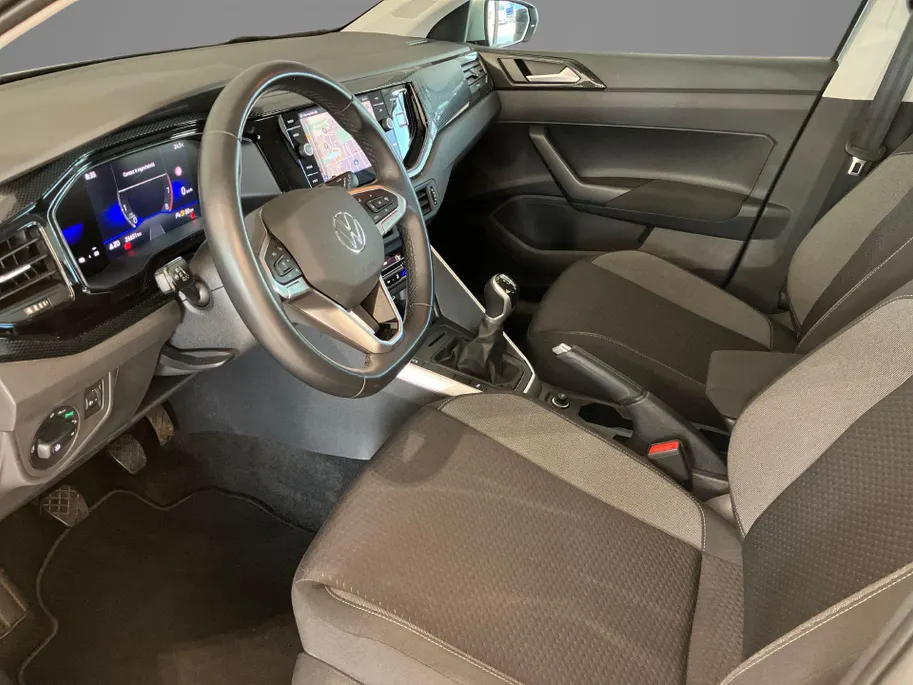 Volkswagen Polo 1.0TSI/95PK Life Business ·Stoelverwarming · Apple/Android Car Play ·  Navigatie · Clima · Parkeersensoren · Garantie t/m 30-05-2027 of 100000km.
