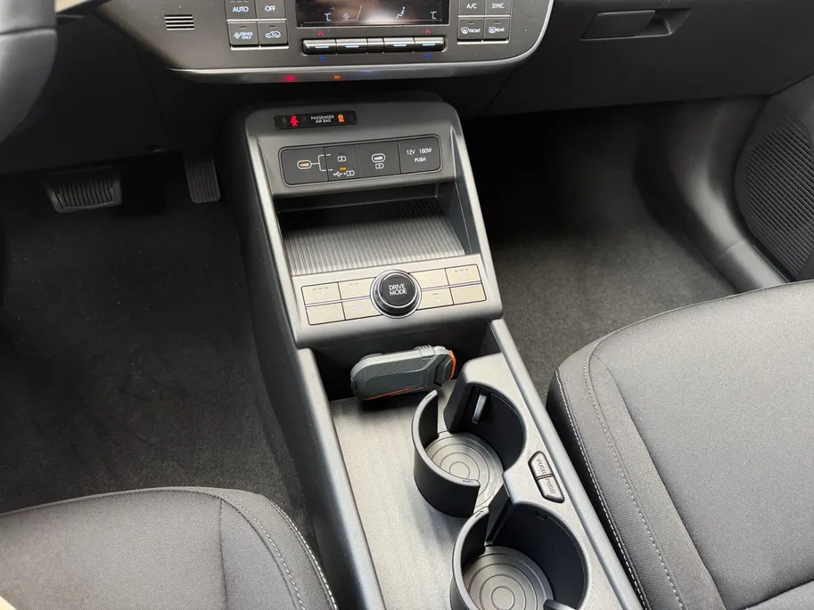 Hyundai Kona Electric Standard Range Pure Edition 48.6 kWh | Z&Z Topdeal! | Van €33.790,- , nu voor €32.290,-  |