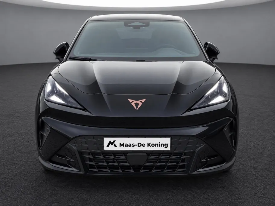 CUPRA Raval Business First Edition 56 kWh 211 PK l Stoel en Stuurverwarming l 19' Concaver velgen