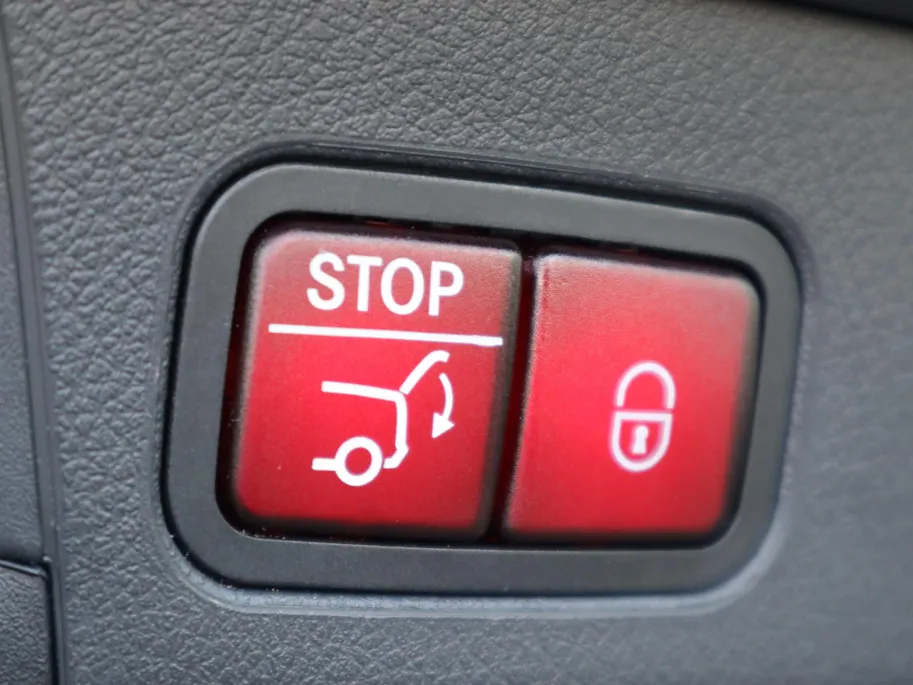 Mercedes-Benz B-Klasse 250 e Star Edition l Keyless l Achteruitrij camera l Stoelverwarming