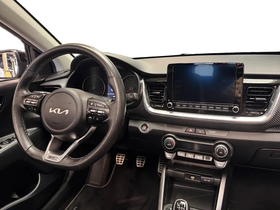 Kia Stonic 1.0 T-GDi MHEV GT-PlusLine Meest luxe uitvoering | 1e Eigenaar | Panorama dak | Dealer onderhouden | Cruise Control Adaptief | Carplay | Metallic lak | Fabrieksgarantie t/m 10-5-2030 + 3x 1 jaar* | NAP