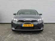Kia Ceed Sportswagon 1.0 T-GDi Design Edition | Stuur-/stoelverwarming | Cruise | Camera | 16' LM | Dodehoekdetectie | JBL audio | LED | Elektr. achterklep |