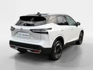 Nissan QASHQAI 1.3 MHEV Xtronic N-Connecta Apple Carplay/Android Auto , airco (automatisch) , cruise control adaptief met Stop&Go en stuurhulp , elektrisch bedienbare achterklep met sensorsturing , navigatiesysteem , panoramadak , voorstoelen verwarmd en stuur , rondomz