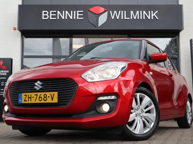 Suzuki Swift 1.2 Select Carplay | Camera