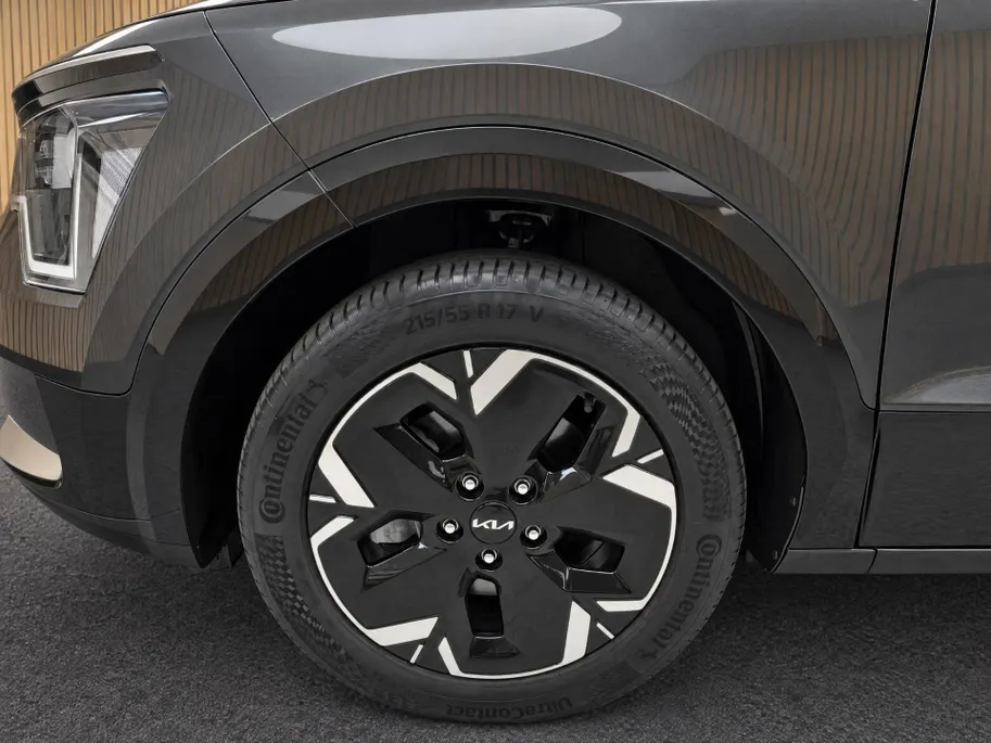 Kia Niro EV DynamicLine 64.8 kWh 100% SOH | Navigatie | Climate control | ACC | Achteruitrijcamera |