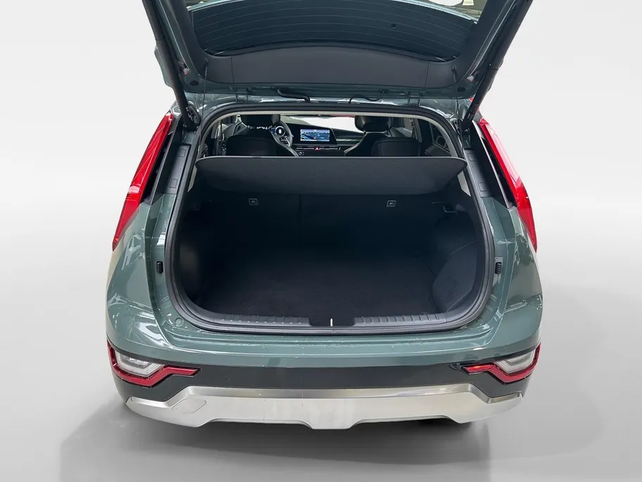 Kia Niro 1.6 GDi PHEV DynamicPlusLine | Apple Carplay / Android Auto | Navigatiesysteem | Stoel  + Stuurverwarming | Elektrisch Schuif / Kanteldak | Licht + Regensensor | Parkeersensoren Voor + Achter | ParkeerCamera  Achter | Elektrisch Bedienbare Achterklep | 18