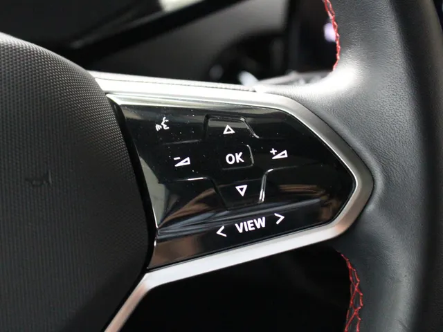 Volkswagen ID.4 GTX 300PK 4Motion Navigatie | Panoramadak | H.U.D | Keyless | El. Stoelverstelling | 93% SoH