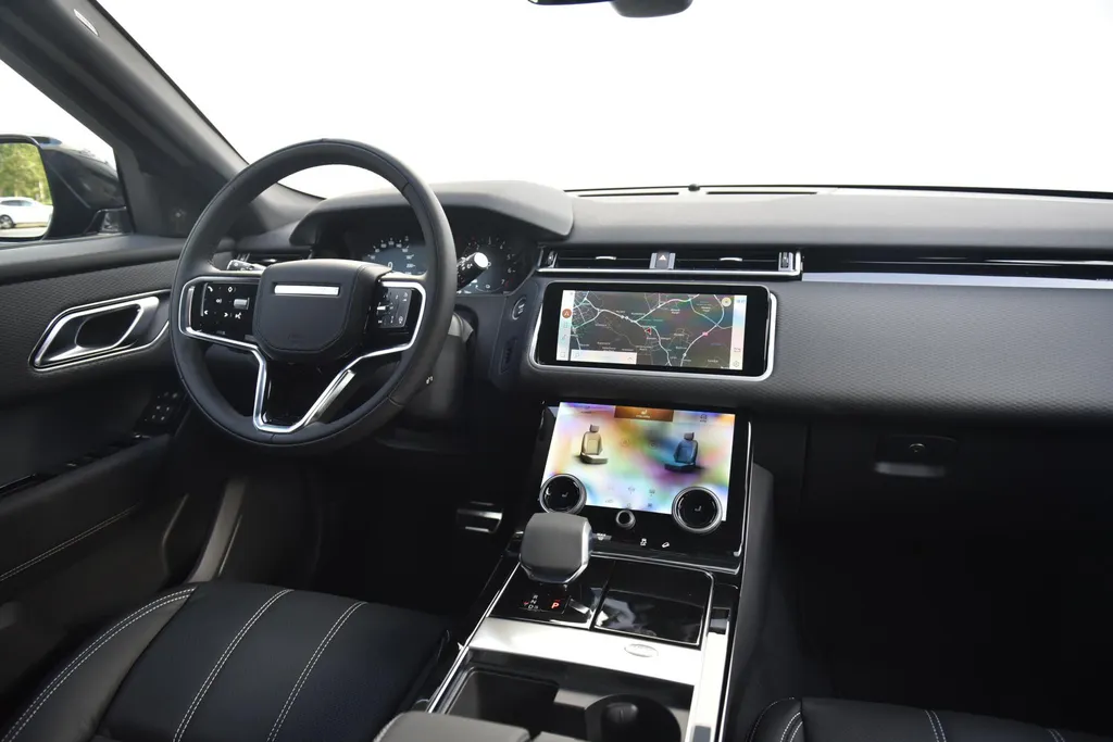 Land Rover Range Rover Velar P400e R-Dynamic SE