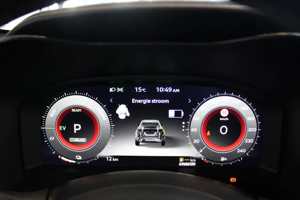 Nissan Juke 1.6 Hybrid N-Connecta | stuurverwarming | Stoelverwarming | Automaat | Achteruitrijcamera | Pdc voor en achter | Cruise controle | Climate Controle | LM wielen | Navigatie | Apple carplay & Android auto |
