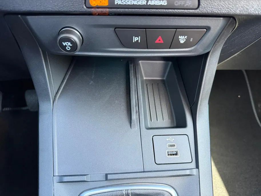 Ford Puma 1.0 EcoBoost Hybrid Titanium 125PK | 3 Weken Verwachte Levertijd | €5.000,- Ready Set Ford Bonus | Winterpakket | Achteruitrijcamera | Parkeersensoren voor & achter | Apple Carplay & Android Auto