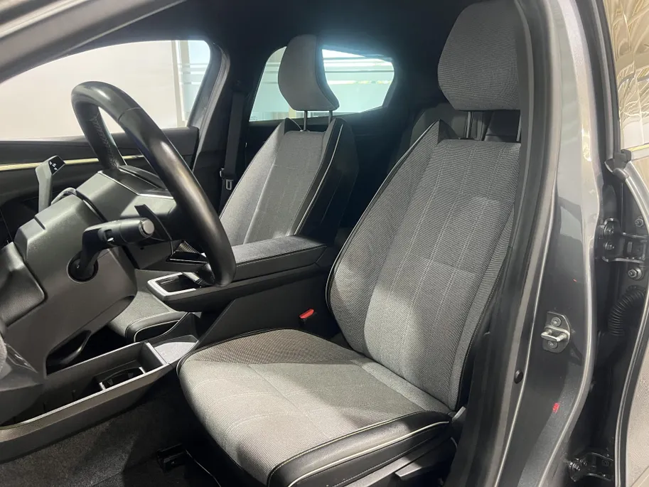 Renault Megane E-Tech 220PK EV60 Optimum Charge Techno Automaat | 360 Camera | Harman Kardon Audio | Binnenspiegel met Camera | Adaptive Cruise Control | Apple CarPlay/Android Auto | Navi | Climate Control |