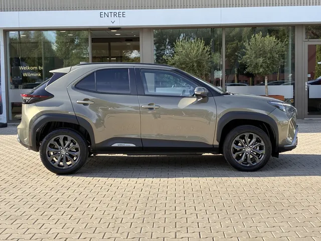 Toyota Yaris Cross 1.5 Hybrid Explore | Trekhaak | PDC v/a | Stoelverwarm. |