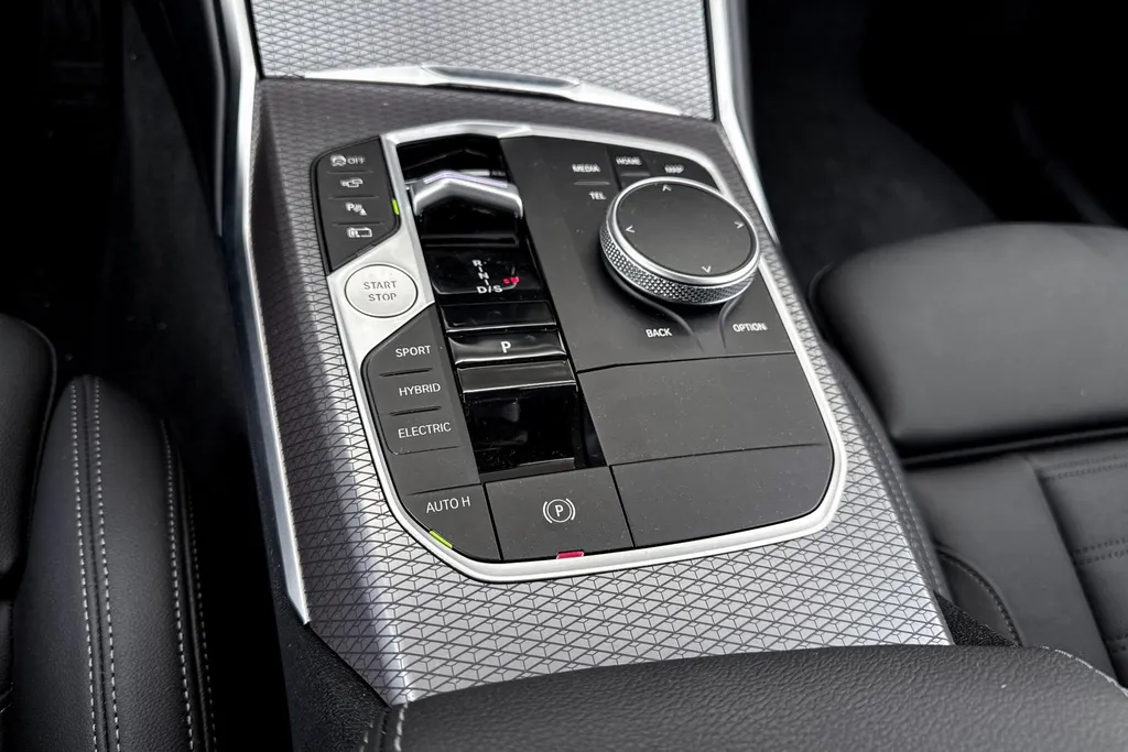 BMW 3 Serie Touring 330e