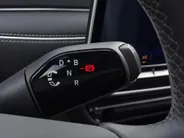Volkswagen ID.7 Tourer Pro Business 77 kWh / 286pk Stuur- & Stoelverwarming · 360 Camera · Trekhaak · IQ.LIGHT ·  Head-Up Display
