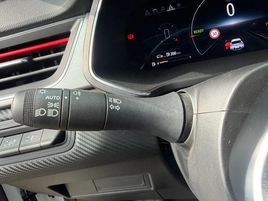 Renault Captur 1.6 E-Tech Hybrid 145 RS Line | Automaat | Full Hybride | Apple Carplay & Android Auto | Cruise & Climate Control | Camera | Parkeersensoren | Recent Onderhouden | 12 Maanden BOVAG Garantie