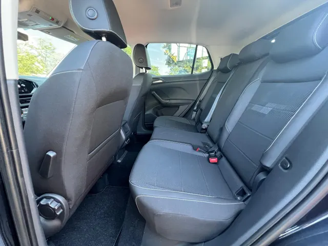 Volkswagen T-Cross 1.0 TSI Life AUTOMAAT | APPLE CARPLAY / ANDROID AUTO | 17 INCH | ADAPTIVE CRUISE CONTROL | ALL SEASON BANDEN | 7 DSG | NED. AUTO |
