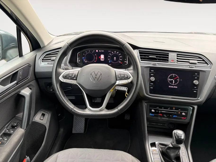 Volkswagen Tiguan 1.5 TSI Life | Draadloos Carplay | Navi | Clima | Camera | Adaptive Cruise | Elektr. Achterklep | LM Velgen | LED-Koplampen