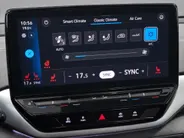 Volkswagen ID.5 Pro 77 kWh 174pk · SOH 95,1% · Camera · Keyless · Stuur- & Stoelverwarming · Alarmklasse 3 · Parkeer Assistent · Apple/Android Car Play · Velours Bekleding ·