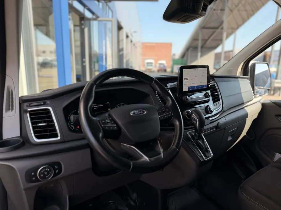 Ford Transit Custom 280 2.0 TDCI L1H1 Limited DUBBELE ZIJSCHUIFDEUR I TREKHAAK I BI-XENON KOPLAMPEN I WINTER PACK I APPLE CARPLAY / ANDROID AUTO I