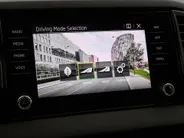 Škoda Karoq 1.5 TSI 150pk DSG ACT Sportline Business · Panoramadak · Camera · Cruise Control · Apple/Android Car Play · 18'' Inch ·