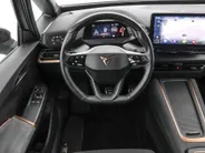 CUPRA Born Impulse 62 kWh 204pk · Camera · Keyless · Apple/Android Car Play · ACC · Stuurwielverwarming · Sportstoelen · 18'Velgen ·