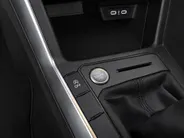 Volkswagen Polo 1.0 TSI 95pk Life Edition · Apple/Android Car Play · Camera · Stoelverwarming · Keyless · P-Sensoren · Climatronic  · 15'' Inch · Garantie t/m 01-09-2028 of 100.000km
