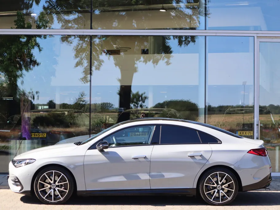 Mercedes-Benz CLA 250+ Launch Edition 85.5 kWh l Keyless l Achteruitrij camera l Stoelverwarming l Memory