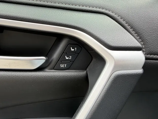 Toyota RAV4 2.5 Hybrid Executive | JBL | Memory Seat | Elek. achterkl. |
